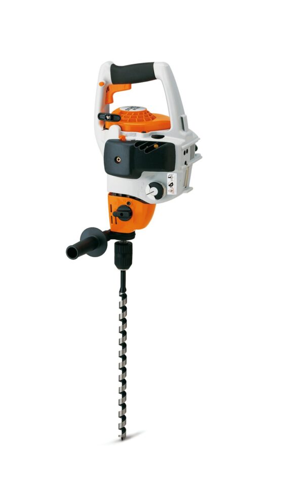 Ahoyadora Stihl BT 45 con motor gasolina para madera