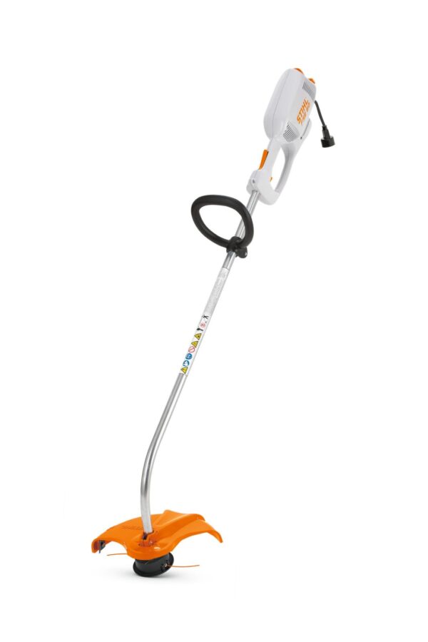 Guadaña Stihl Electrica FSE 60 silenciosa para trabajos livianos
